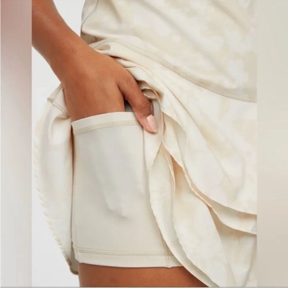 Offline by Aerie Real Me Maggie Tiered Ruffle Tennis Dress Built-In Shorts S - Picture 3 of 12